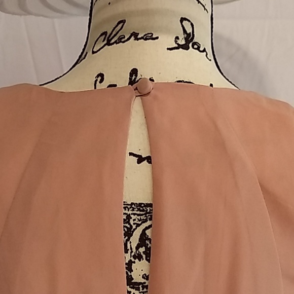 Dress - Picture 3 of 4